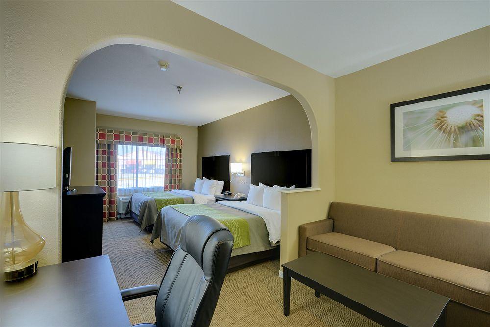 Quality Nw Cy-fair Hotel 3*