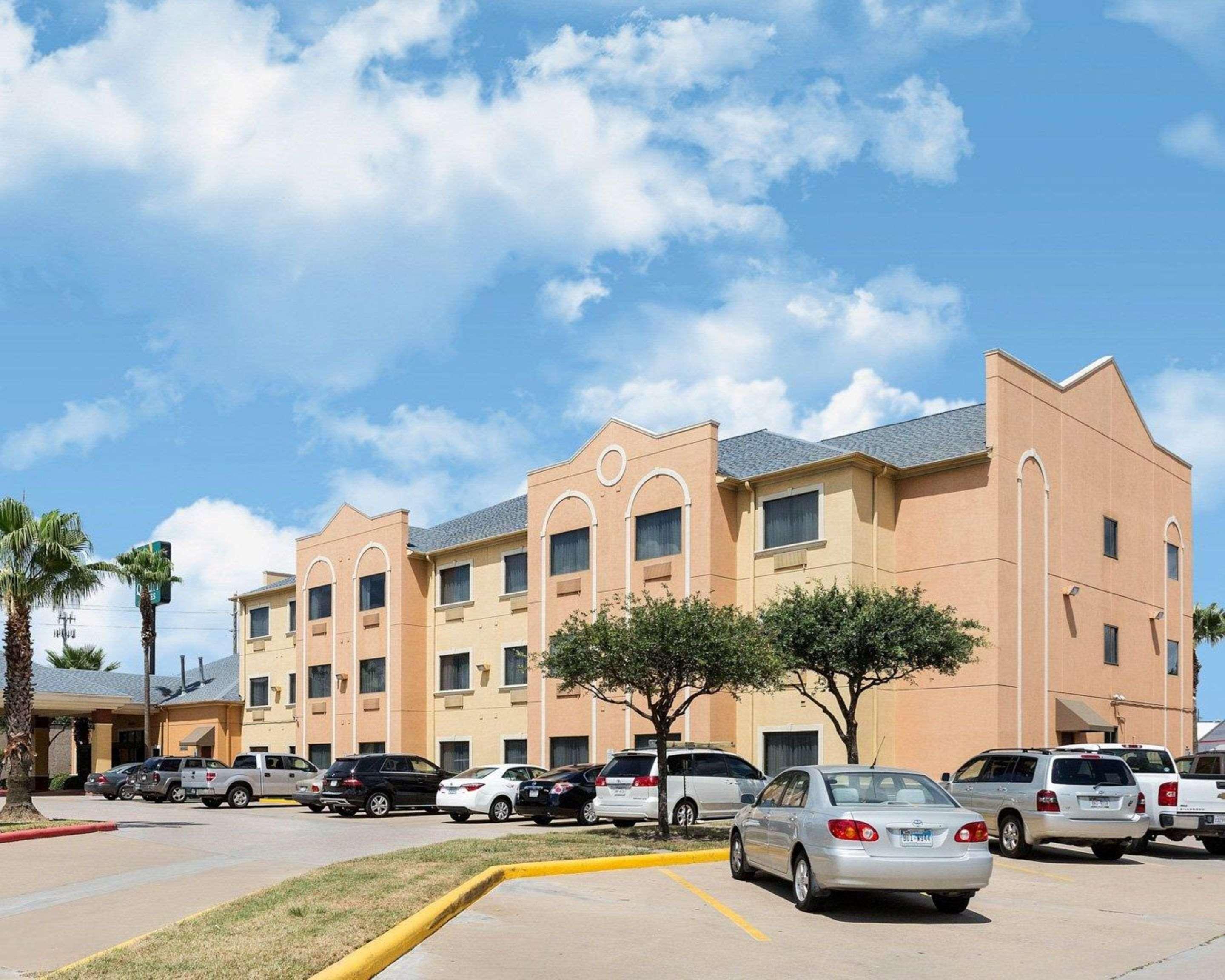 Quality Houston Nw Cy-fair 3*
