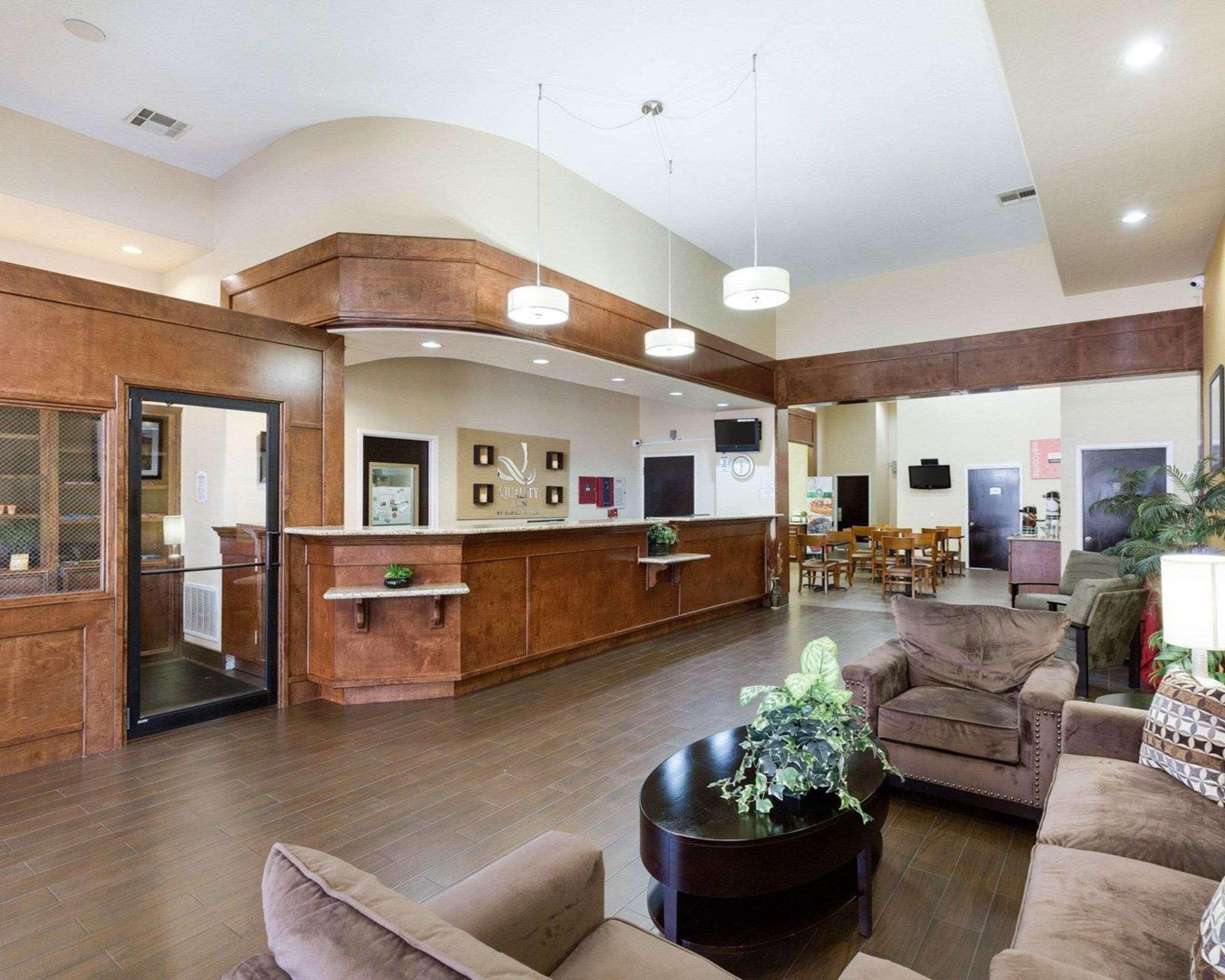 Quality Houston Nw Cy-fair Hotel