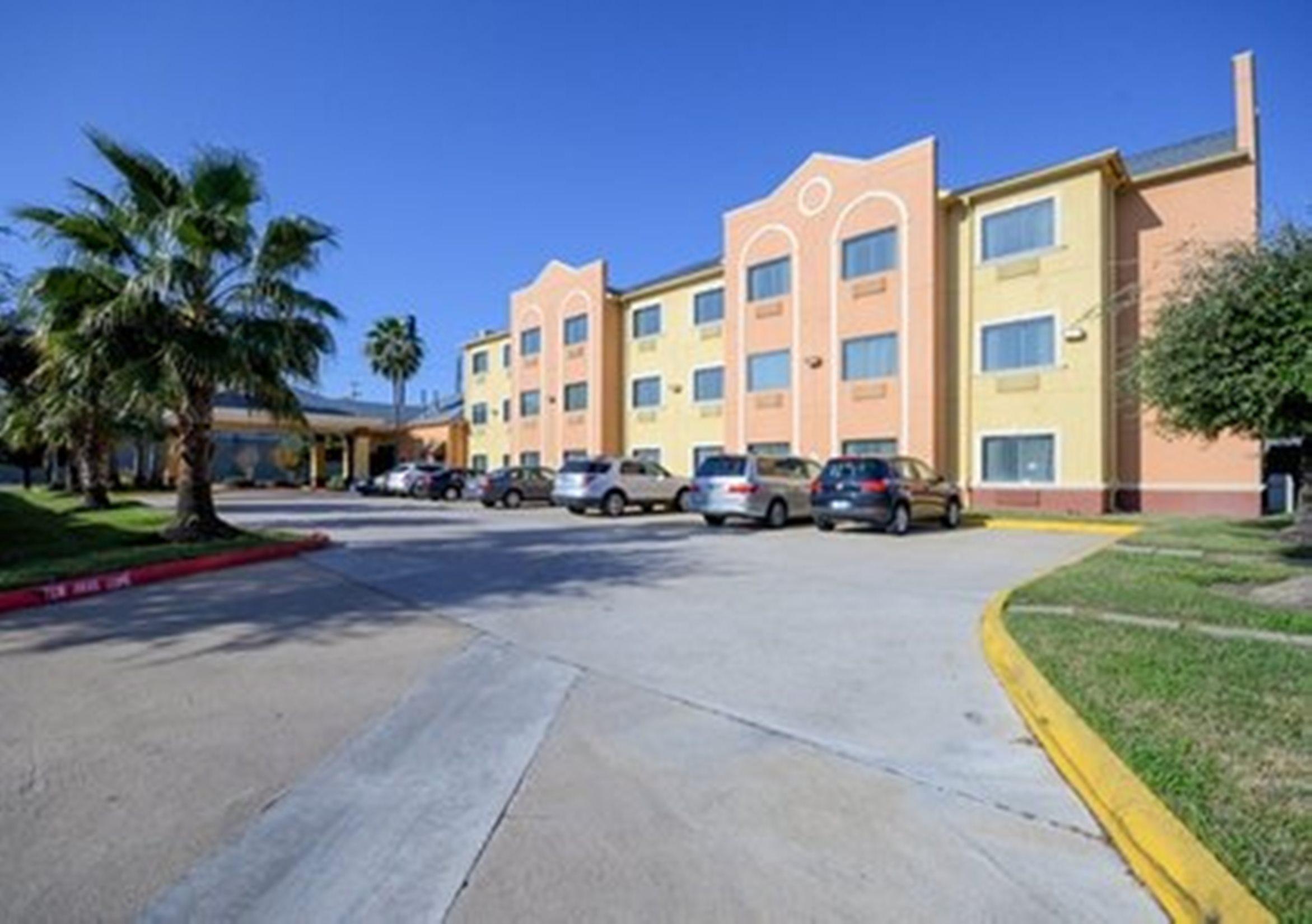 Quality Houston Nw Cy-fair Hotel