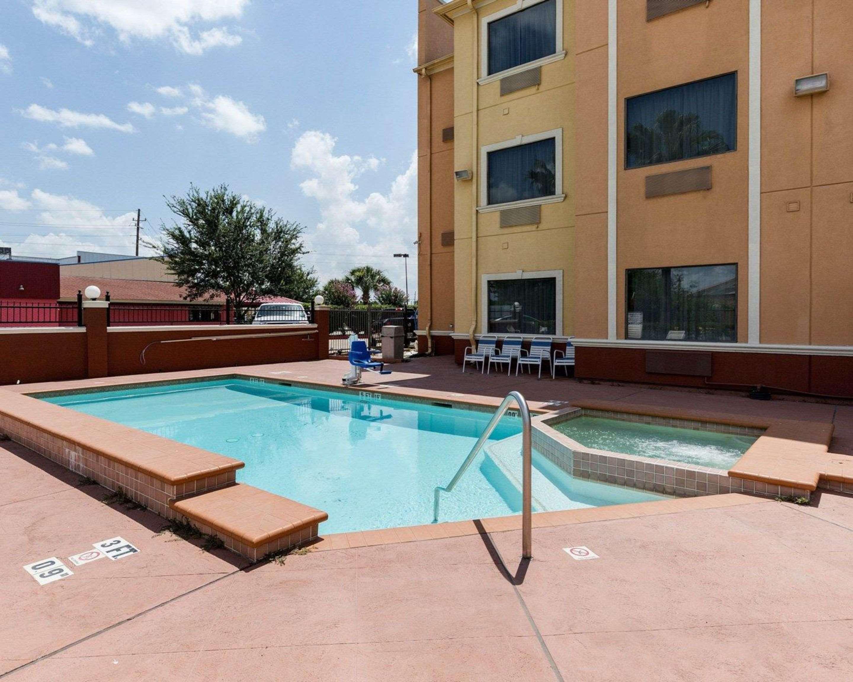 Quality Houston Nw Cy-fair Hotel Jersey Village